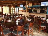 Azure Bar & Restaurante 