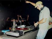 Versus Disco