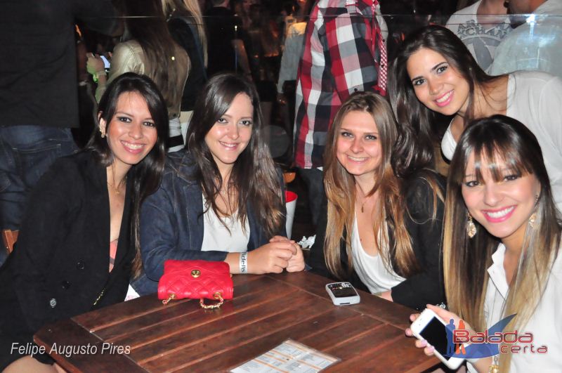 Balada: Fotos do Sertanejo Universitrio Top no Bar Fidelis em So Paulo/SP
