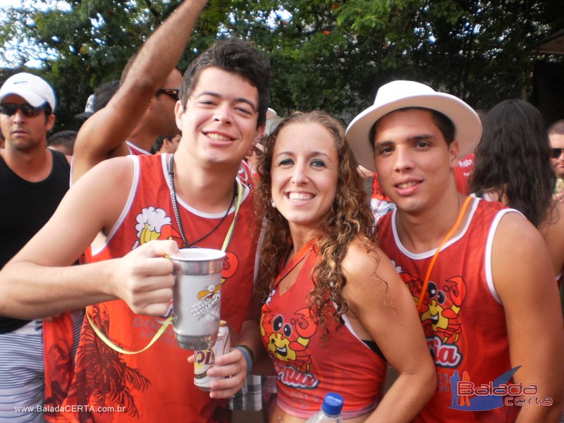 Balada: Fotos do Bloco da Praia no Carnaval de Ouro Preto / MG com a presena de MR CATRA, MOLEJO e DJ CLIO NEGRO