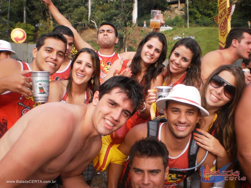 Balada: Fotos do Bloco da Praia no Carnaval de Ouro Preto / MG com a presena de MR CATRA, MOLEJO e DJ CLIO NEGRO