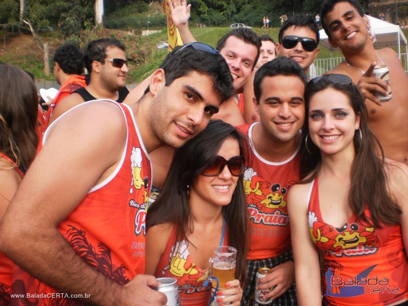 Balada: Fotos do Bloco da Praia no Carnaval de Ouro Preto / MG com a presena de MR CATRA, MOLEJO e DJ CLIO NEGRO