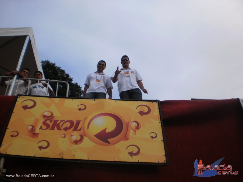 Balada: Fotos do Bloco da Praia no Carnaval de Ouro Preto / MG com a presena de MR CATRA, MOLEJO e DJ CLIO NEGRO