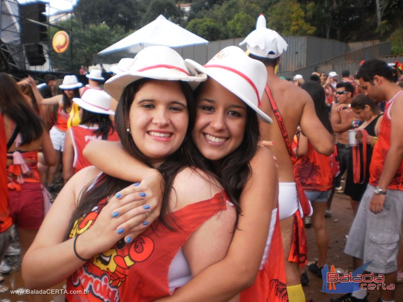 Balada: Fotos do Bloco da Praia no Carnaval de Ouro Preto / MG com a presena de MR CATRA, MOLEJO e DJ CLIO NEGRO