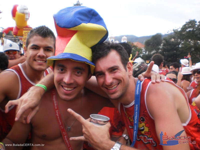 Balada: Fotos do Bloco da Praia no Carnaval de Ouro Preto / MG com a presena de MR CATRA, MOLEJO e DJ CLIO NEGRO