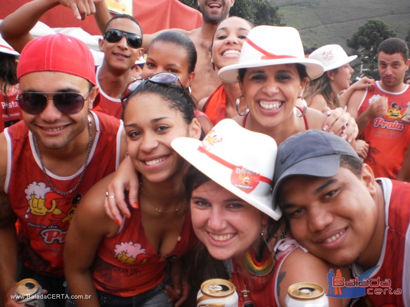 Balada: Fotos do Bloco da Praia no Carnaval de Ouro Preto / MG com a presena de MR CATRA, MOLEJO e DJ CLIO NEGRO