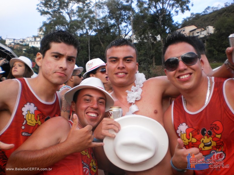 Balada: Fotos do Bloco da Praia no Carnaval de Ouro Preto / MG com a presena de MR CATRA, MOLEJO e DJ CLIO NEGRO