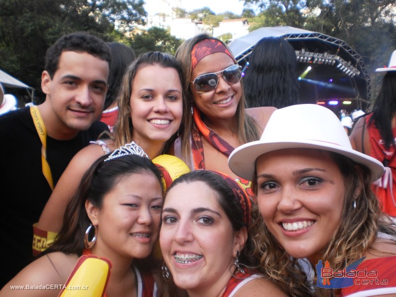 Balada: Fotos do Bloco da Praia no Carnaval de Ouro Preto / MG com a presena de MR CATRA, MOLEJO e DJ CLIO NEGRO