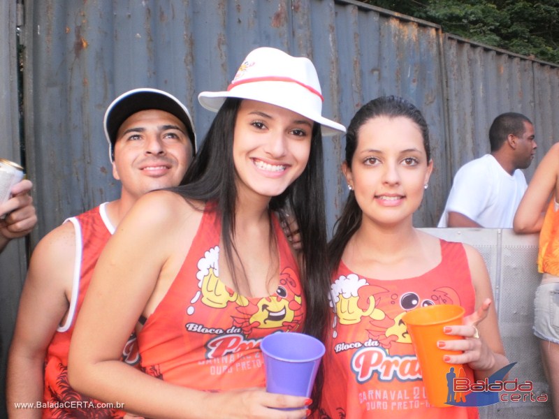 Balada: Fotos do Bloco da Praia no Carnaval de Ouro Preto / MG com a presena de MR CATRA, MOLEJO e DJ CLIO NEGRO