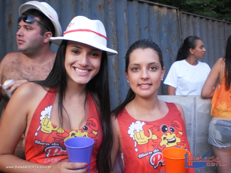 Balada: Fotos do Bloco da Praia no Carnaval de Ouro Preto / MG com a presena de MR CATRA, MOLEJO e DJ CLIO NEGRO