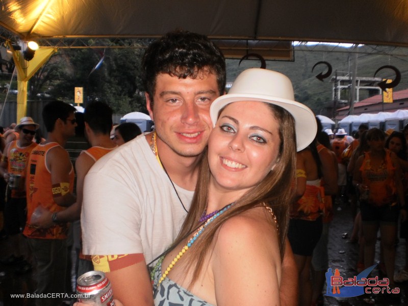 Balada: Fotos do Bloco da Praia no Carnaval de Ouro Preto / MG com a presen�a de MR CATRA, MOLEJO e DJ C�LIO NEGR�O