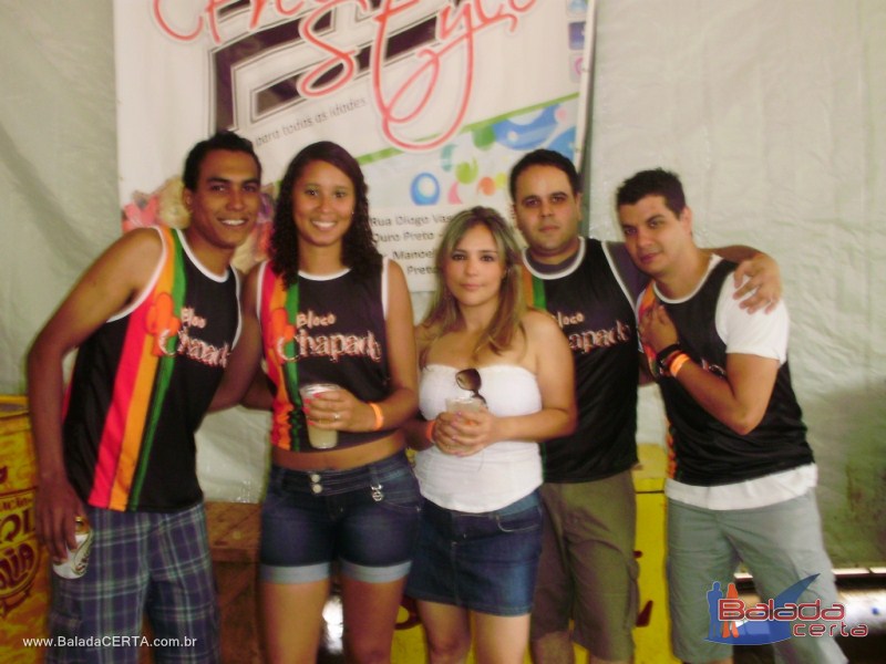 Balada: Fotos do Bloco Chapado no Carnaval de Ouro Preto / MG com a presena de PAULLA MIRELLA(AX), NATIRUTS e DJ RHOMMEL