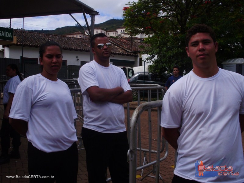 Balada: Fotos do Bloco Chapado no Carnaval de Ouro Preto / MG com a presena de PAULLA MIRELLA(AX), NATIRUTS e DJ RHOMMEL