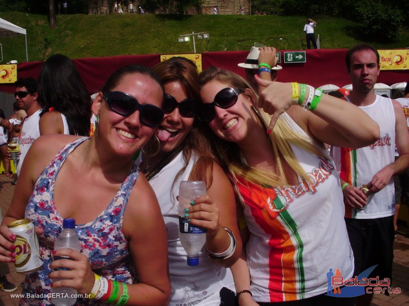 Balada: Fotos do Bloco Chapado no Carnaval de Ouro Preto / MG com a presena de PAULLA MIRELLA(AX), NATIRUTS e DJ RHOMMEL