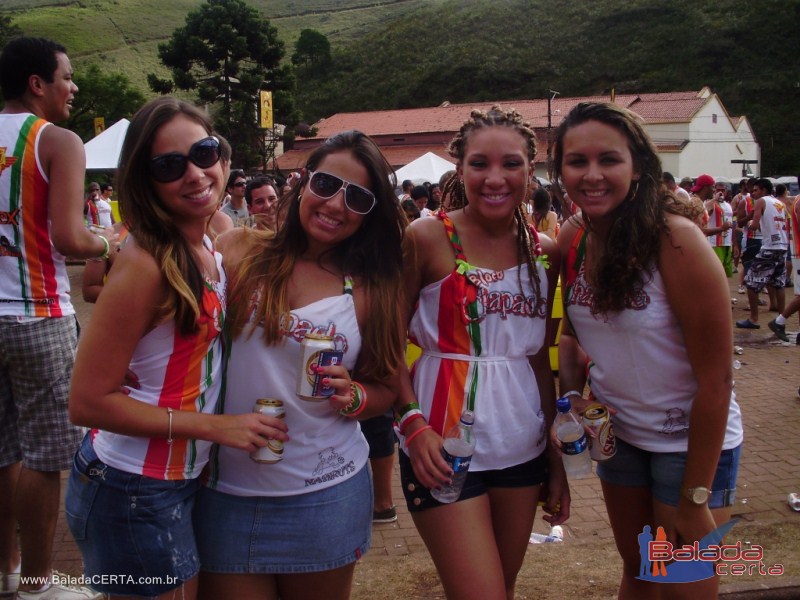 Balada: Fotos do Bloco Chapado no Carnaval de Ouro Preto / MG com a presena de PAULLA MIRELLA(AX), NATIRUTS e DJ RHOMMEL