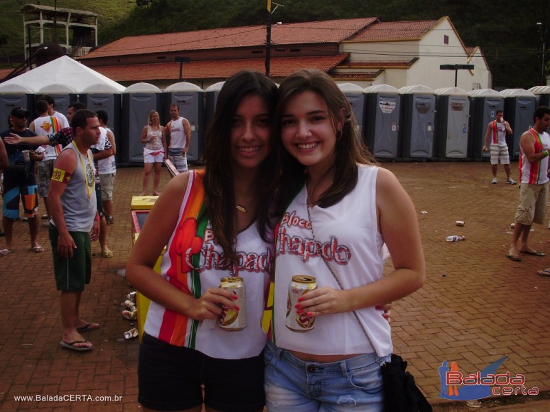 Balada: Fotos do Bloco Chapado no Carnaval de Ouro Preto / MG com a presena de PAULLA MIRELLA(AX), NATIRUTS e DJ RHOMMEL