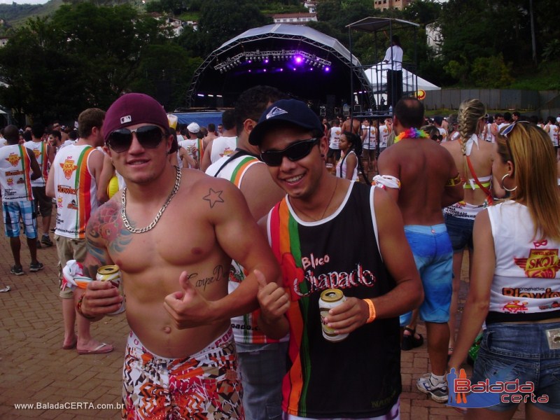 Balada: Fotos do Bloco Chapado no Carnaval de Ouro Preto / MG com a presena de PAULLA MIRELLA(AX), NATIRUTS e DJ RHOMMEL