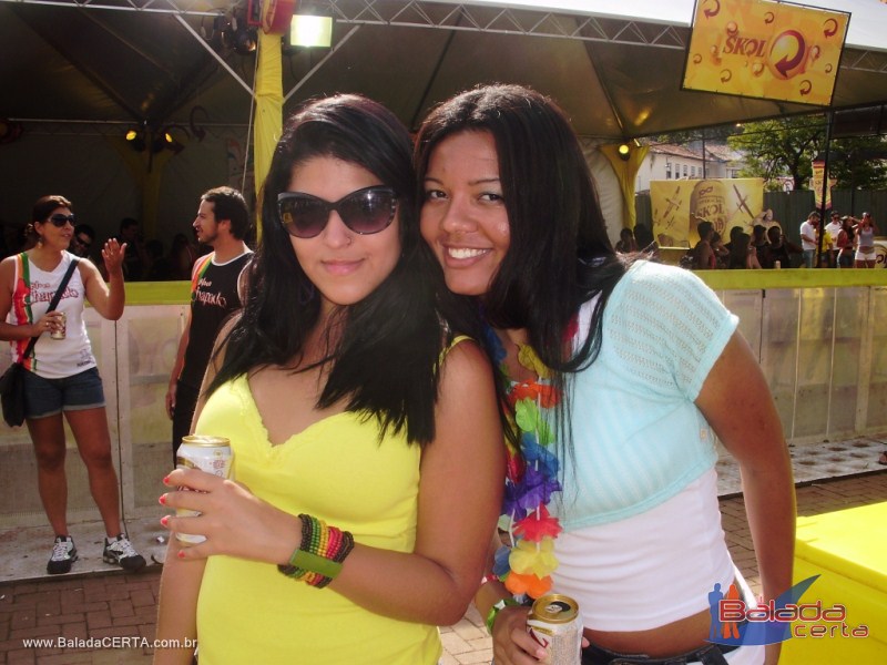 Balada: Fotos do Bloco Chapado no Carnaval de Ouro Preto / MG com a presena de PAULLA MIRELLA(AX), NATIRUTS e DJ RHOMMEL