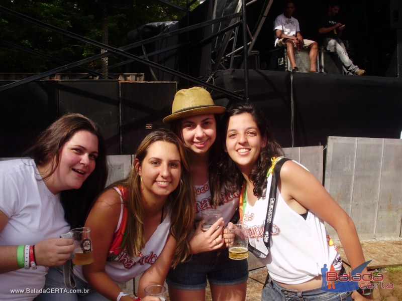 Balada: Fotos do Bloco Chapado no Carnaval de Ouro Preto / MG com a presena de PAULLA MIRELLA(AX), NATIRUTS e DJ RHOMMEL