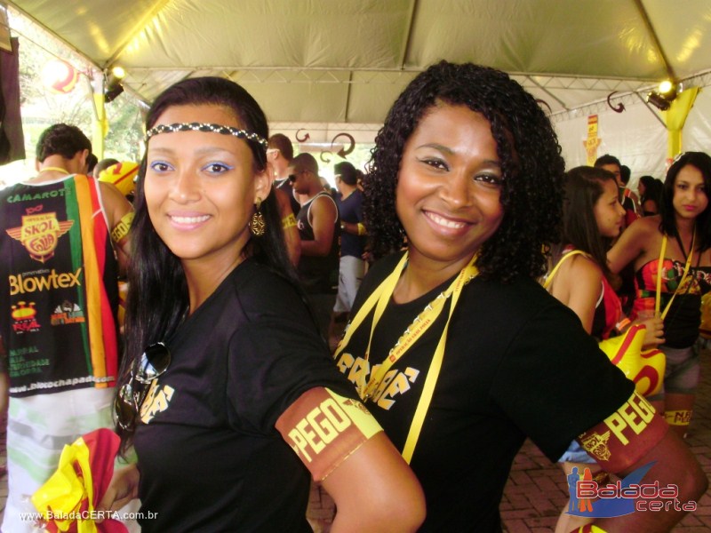 Balada: Fotos do Bloco Chapado no Carnaval de Ouro Preto / MG com a presena de PAULLA MIRELLA(AX), NATIRUTS e DJ RHOMMEL