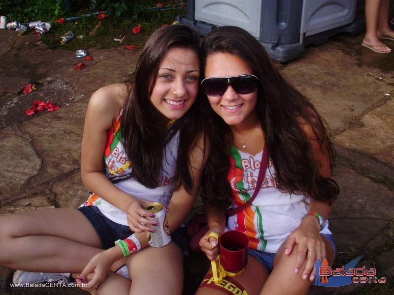 Balada: Fotos do Bloco Chapado no Carnaval de Ouro Preto / MG com a presena de PAULLA MIRELLA(AX), NATIRUTS e DJ RHOMMEL