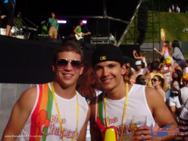 Balada: Fotos do Bloco Chapado no Carnaval de Ouro Preto / MG com a presen�a de PAULLA MIRELLA(AX�), NATIRUTS e DJ RHOMMEL