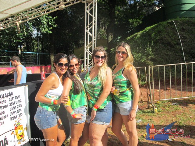 Balada: Bloco K-Lango Doido com Show da Gaiola das Popozudas, Bateria da G.R.E.S Portela e da Priscilla Freire com participao do ex-BBB Rodrigo   no Carnaval 2013 em Ouro Preto / MG