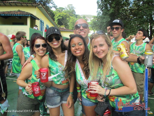 Balada: Bloco K-Lango Doido com Show da Gaiola das Popozudas, Bateria da G.R.E.S Portela e da Priscilla Freire com participao do ex-BBB Rodrigo   no Carnaval 2013 em Ouro Preto / MG