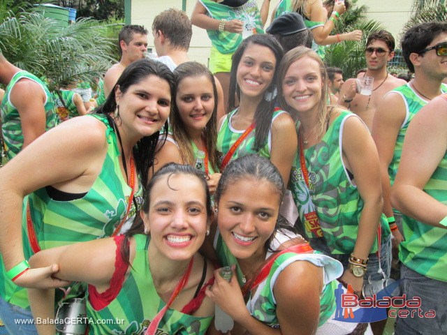 Balada: Bloco K-Lango Doido com Show da Gaiola das Popozudas, Bateria da G.R.E.S Portela e da Priscilla Freire com participa��o do ex-BBB Rodrigo   no Carnaval 2013 em Ouro Preto / MG