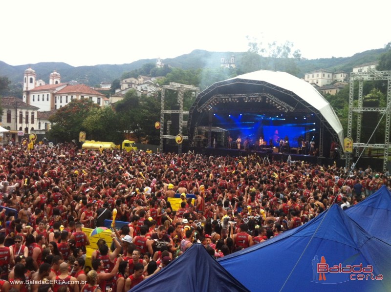 Balada: Bloco do Caixo nas fotos do Carnaval de Ouro Preto - MG