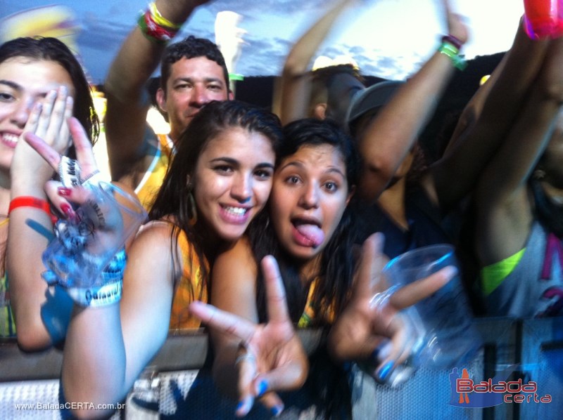 Balada: Fotos do Bloco Cabrobr no Carnaval de Ouro Preto / MG com Shows de Anitta e Mc Sapo