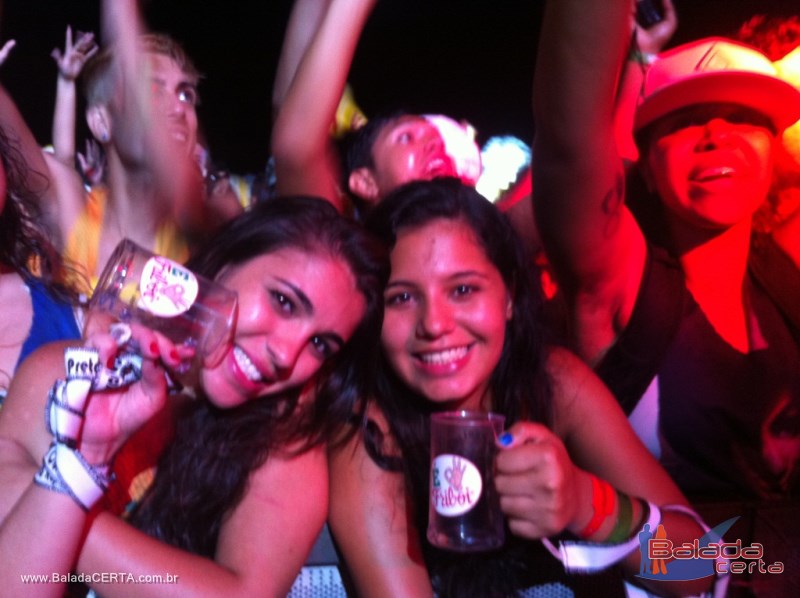 Balada: Fotos do Bloco Cabrobr no Carnaval de Ouro Preto / MG com Shows de Anitta e Mc Sapo