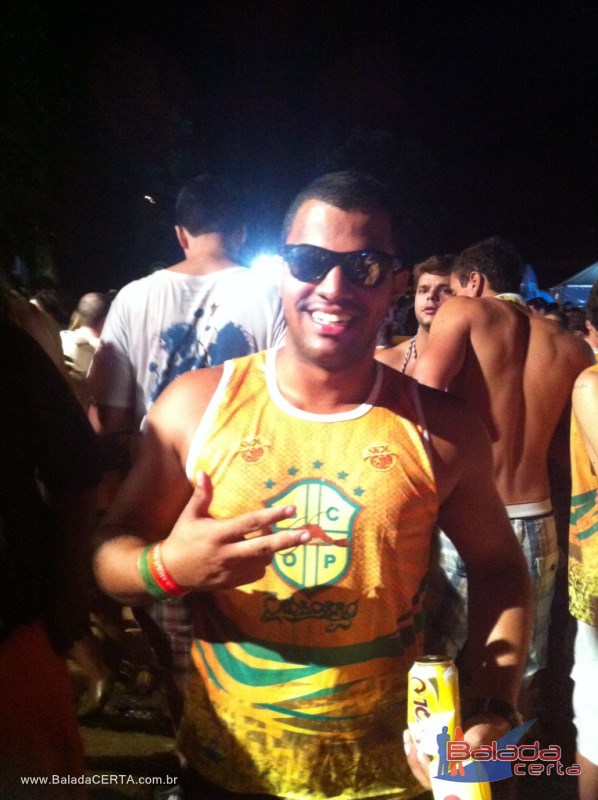 Balada: Fotos do Bloco Cabrobr no Carnaval de Ouro Preto / MG com Shows de Anitta e Mc Sapo