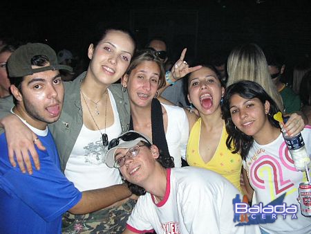 Balada: Fotos de Sexta-feira na Rave Orgy Session na The Week