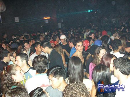 Balada: Fotos de Sexta-feira na Rave Orgy Session na The Week