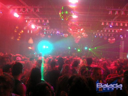 Balada: Fotos de Sexta-feira na Rave Orgy Session na The Week