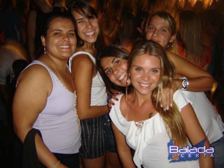 Balada: Fotos da Ax Band Fest com show do Asa de guia no Via Funchal