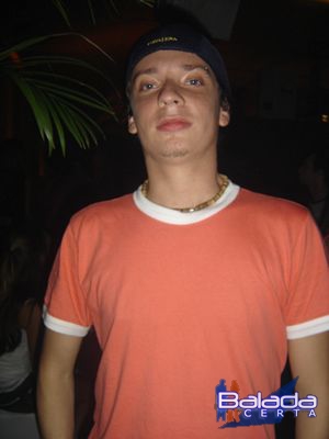 Balada: Fotos de Quinta-feira na Punto Disco Lounge