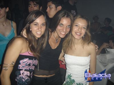 Balada: Fotos de Quinta-feira na Punto Disco Lounge