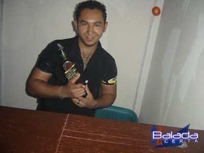 Balada: Fotos de Quinta-feira na Punto Disco Lounge