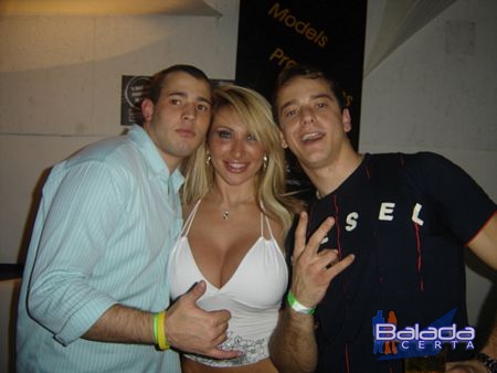 Balada: Fotos da Festa da Revista Sexy da Carla do BBB, tera-feira na Seasons