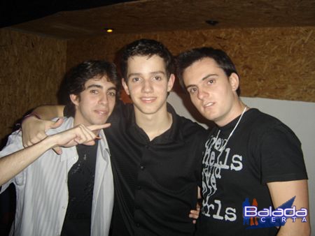 Balada: Fotos de Sexta-feira na Seasons Bar & Disco