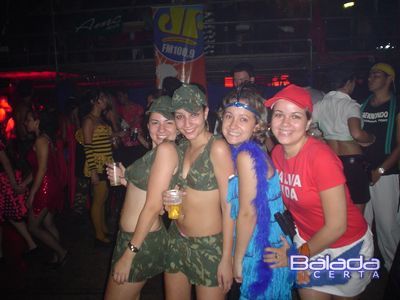 Balada: Fotos de Sbado na Mega Fantasie
