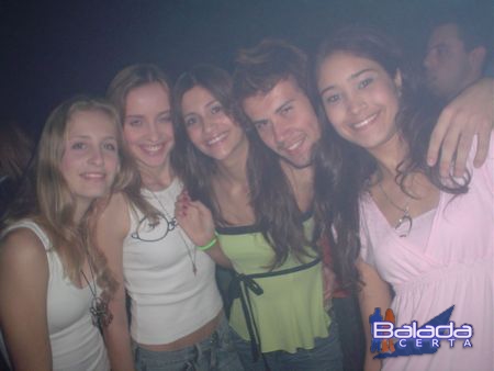 Balada: Fotos de Sbado na Thai Disco