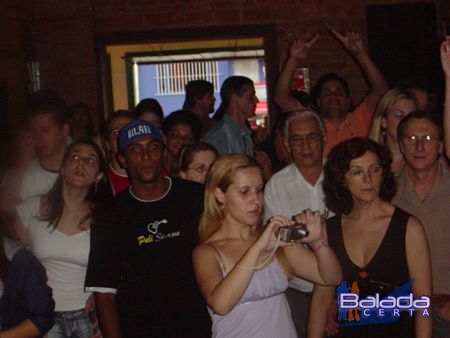 Balada: Fotos de Sbado no Gito Bar, com a banda Pulisamba