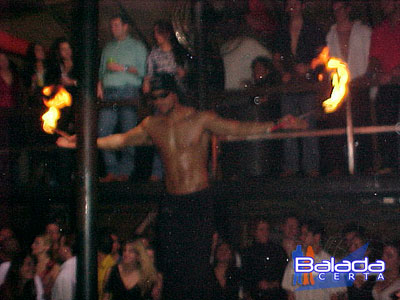 Balada: Fotos no Show Bar