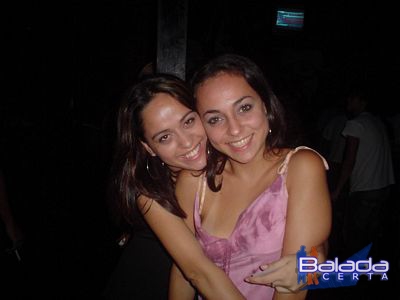 Balada: Fotos de Sexta-feira no Show Bar Lounge