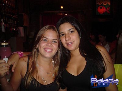 Balada: Fotos de Sexta-feira no Show Bar Lounge