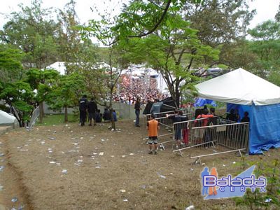 Balada: Fotos na Rave XXXperience