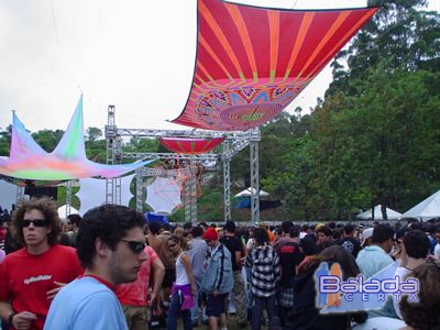 Balada: Fotos na Rave XXXperience